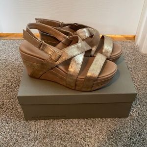 Antelope Bronze metallic wedge sandal SIZE 37